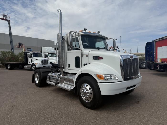 2019 Peterbilt 337-10