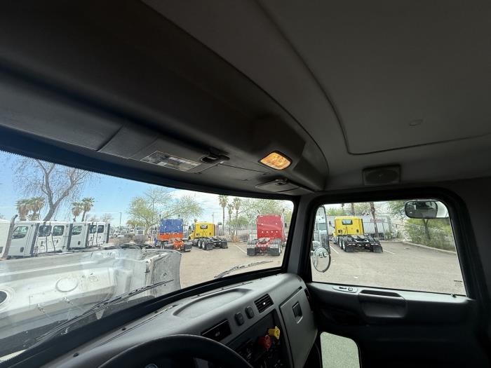 2019 Peterbilt 337-17