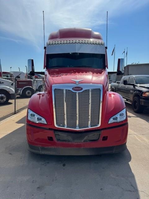 2026 Peterbilt 579-2
