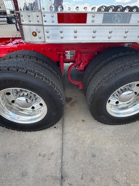 2026 Peterbilt 579-43