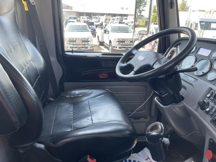 2015 Peterbilt 389-20