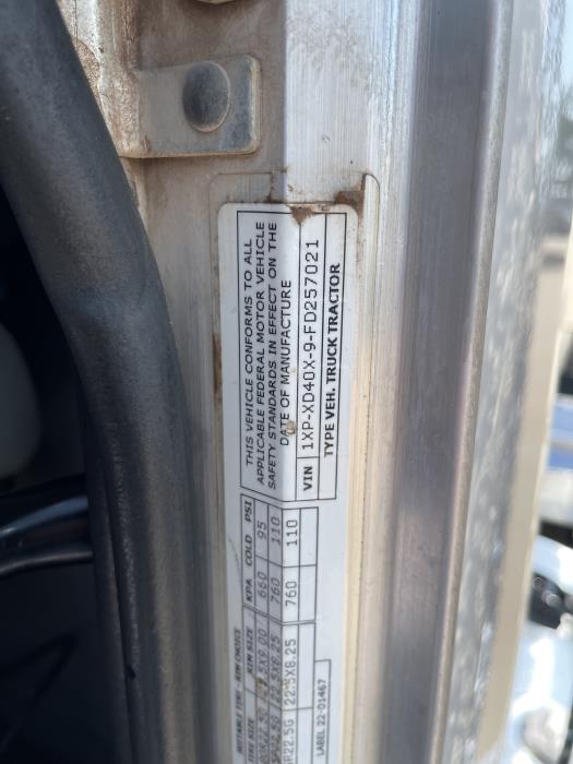 2015 Peterbilt 389-24
