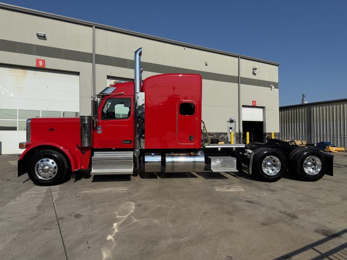 2026 Peterbilt 589-4