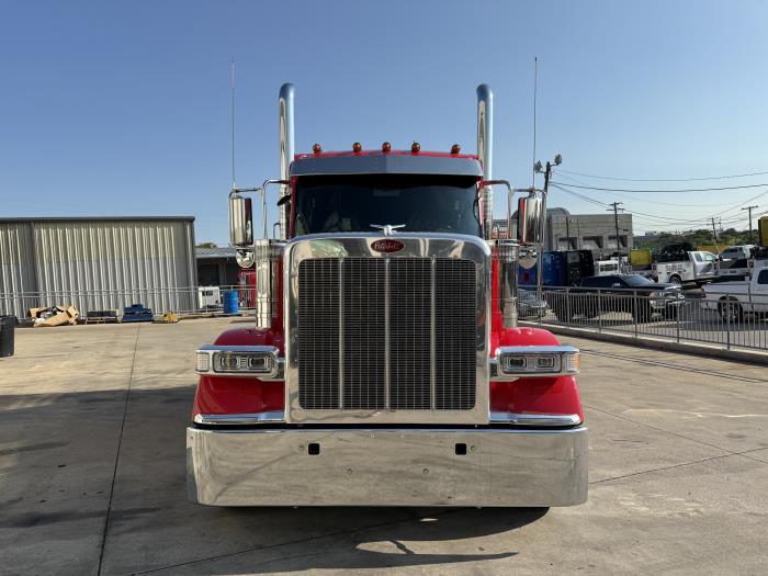 2026 Peterbilt 589-12