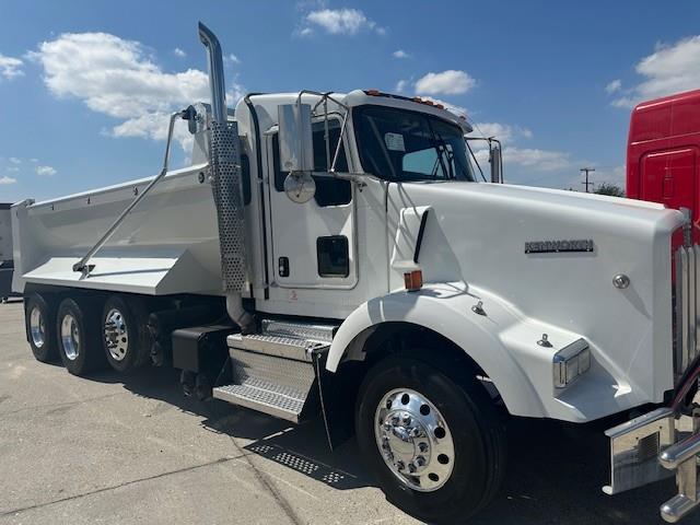 2019 Kenworth T800-13