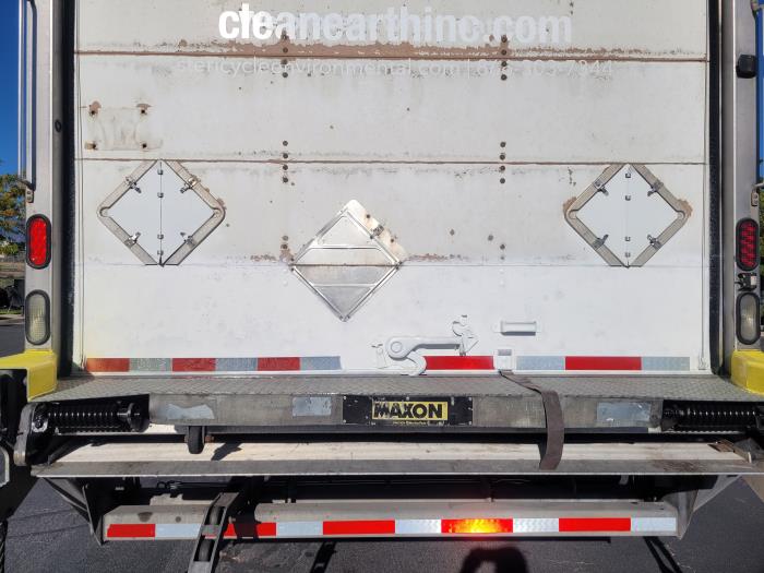 2019 International 4300-6