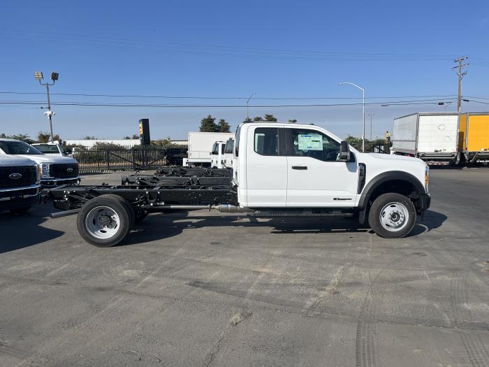 2026 Ford F-550-4