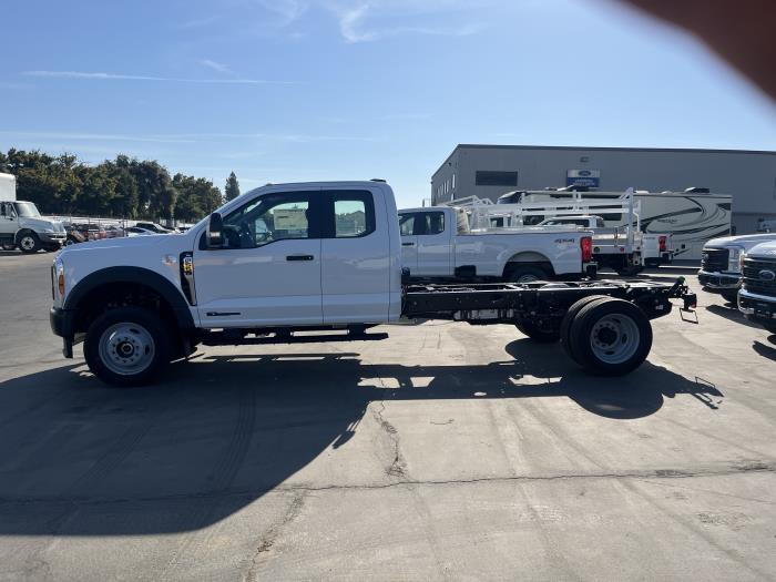 2026 Ford F-550-7