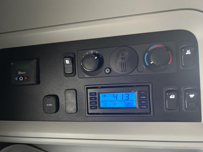 2022 Kenworth T680-22