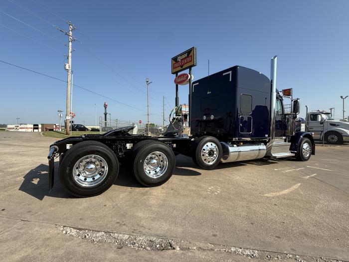 2026 Peterbilt 589-15