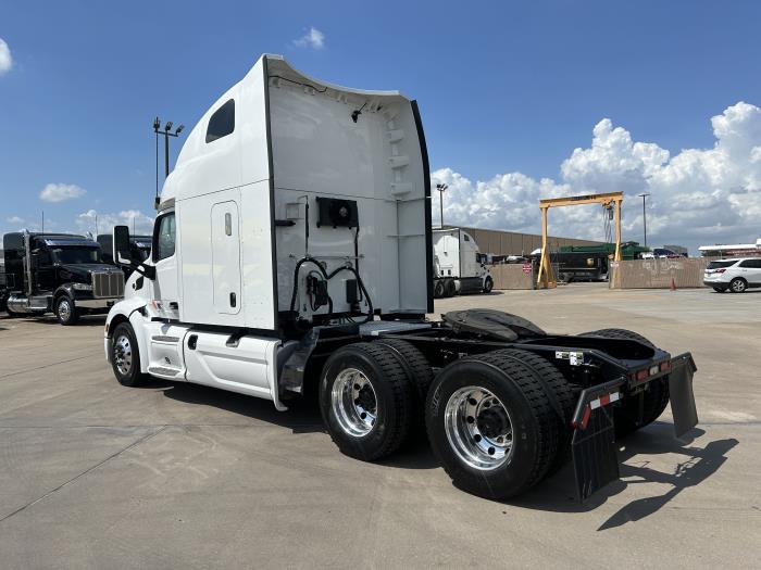 2022 Peterbilt 579-3