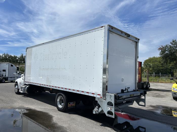 2020 Peterbilt 337-3