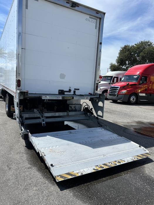 2020 Peterbilt 337-6