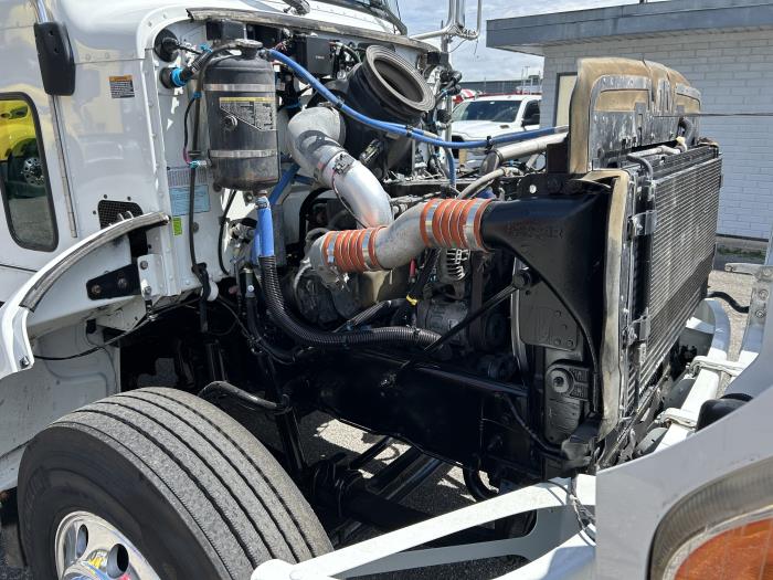 2020 Peterbilt 337-15