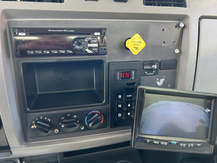 2020 Peterbilt 337-19