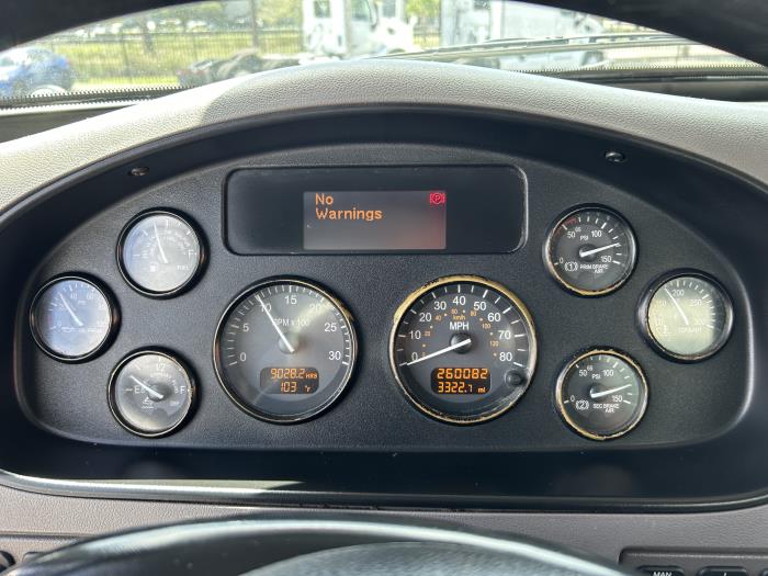 2020 Peterbilt 337-22