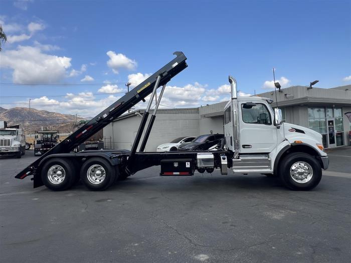 2026 Peterbilt 548-19