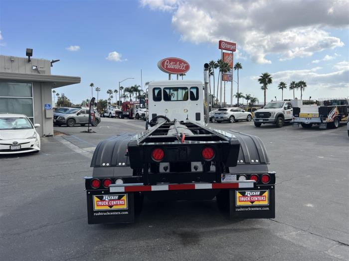 2026 Peterbilt 548-8