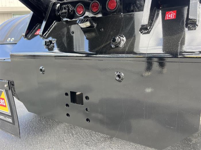 2026 Peterbilt 548-9