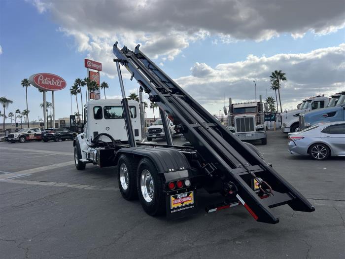 2026 Peterbilt 548-22