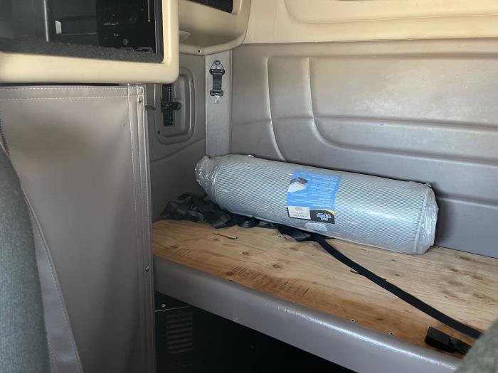 2023 Peterbilt 389-26