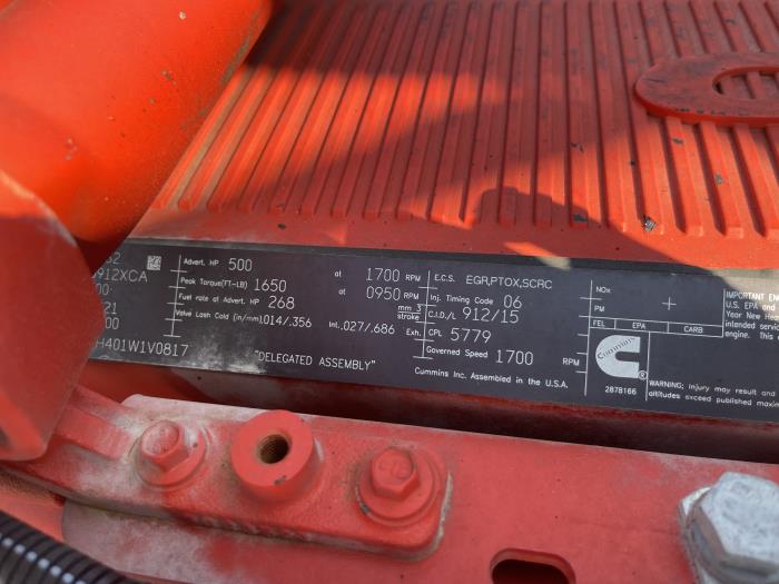 2023 Peterbilt 389-30