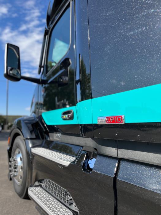 2026 Peterbilt 579-8