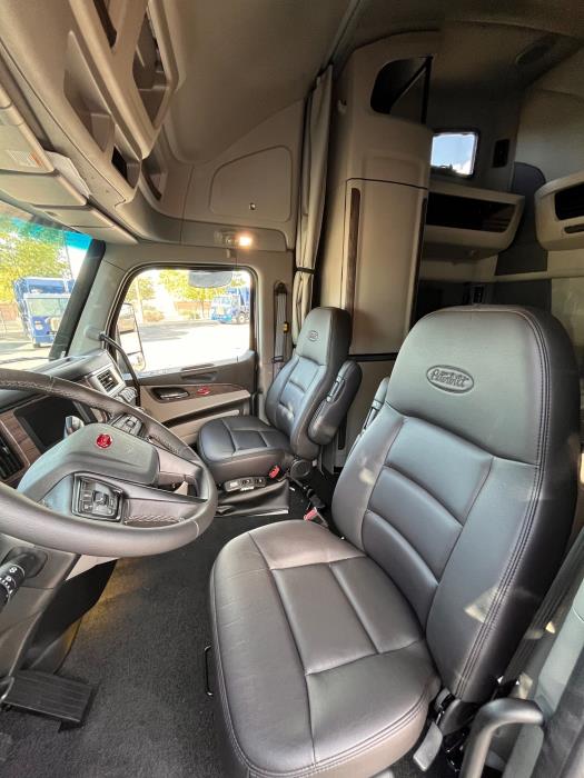2026 Peterbilt 579-17