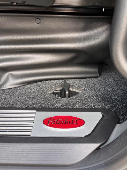 2026 Peterbilt 579-19