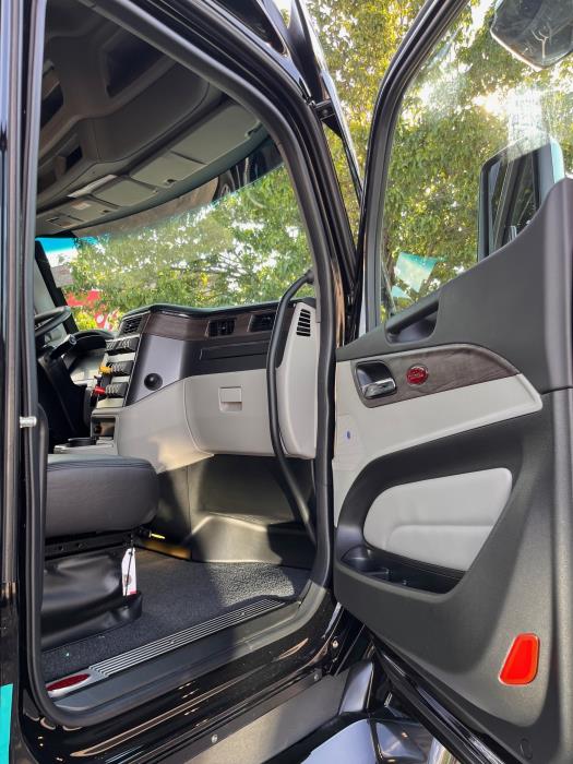 2026 Peterbilt 579-20