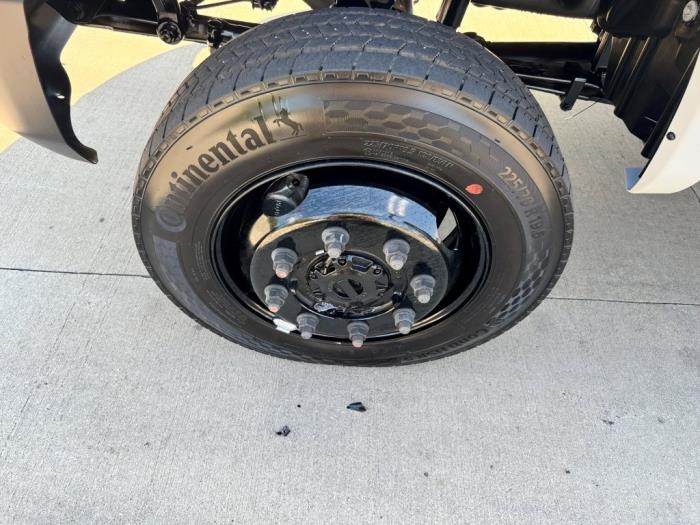 2025 International CV515-10