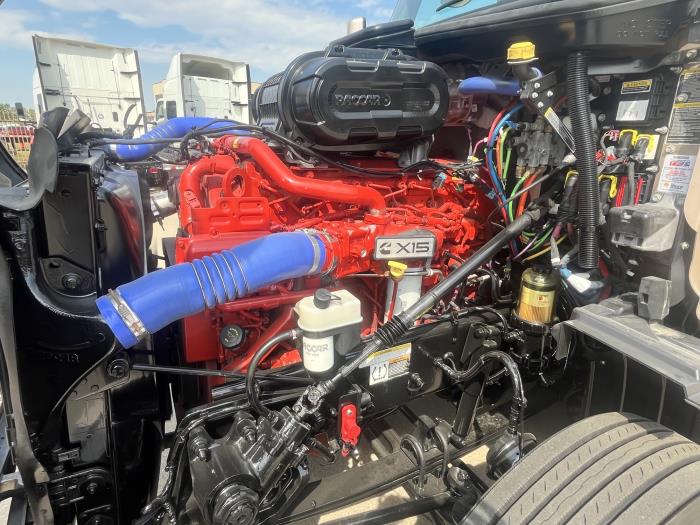 2023 Peterbilt 579-9