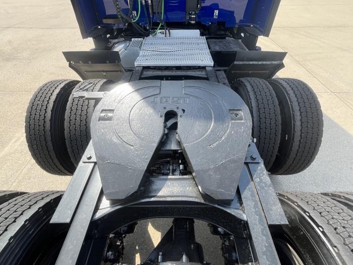 2022 Peterbilt 579-6