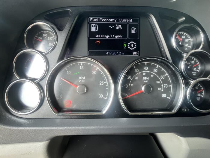 2022 Peterbilt 579-13