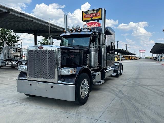 2022 Peterbilt 389-1