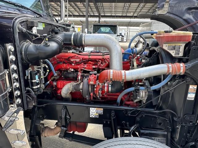 2022 Peterbilt 389-9