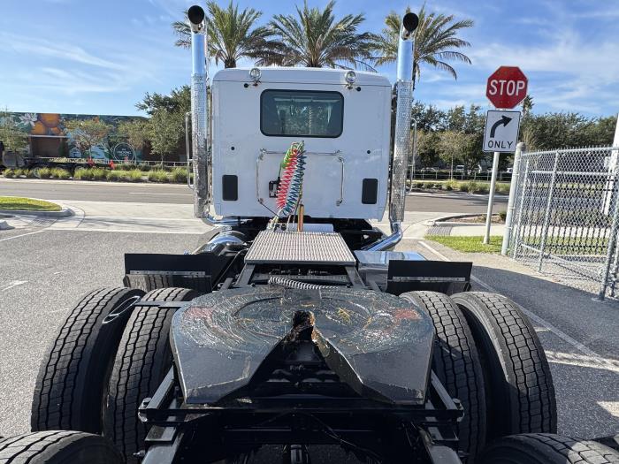 2026 Peterbilt 567-7