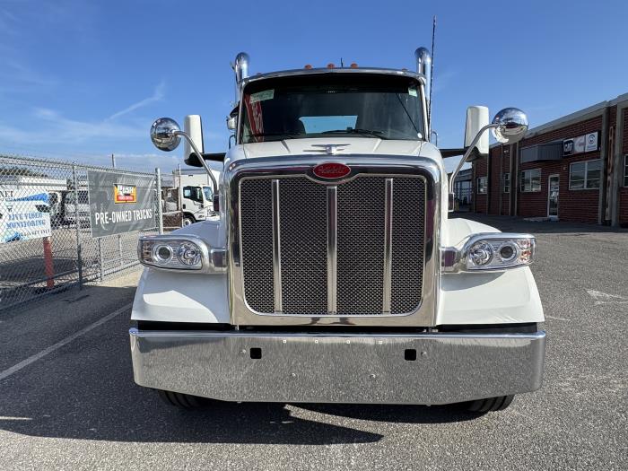 2026 Peterbilt 567-11