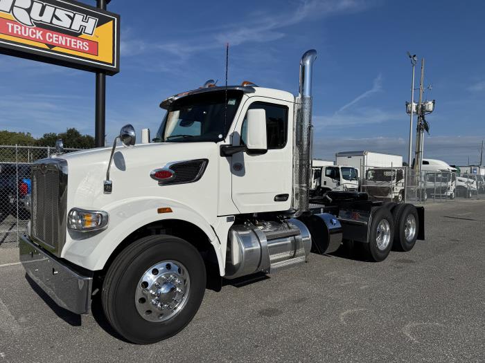 2026 Peterbilt 567 photo 2