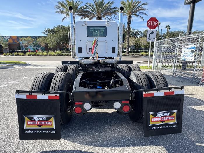 2026 Peterbilt 567-6