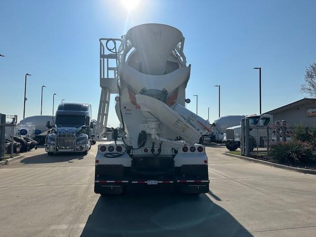 2026 Peterbilt 567-7