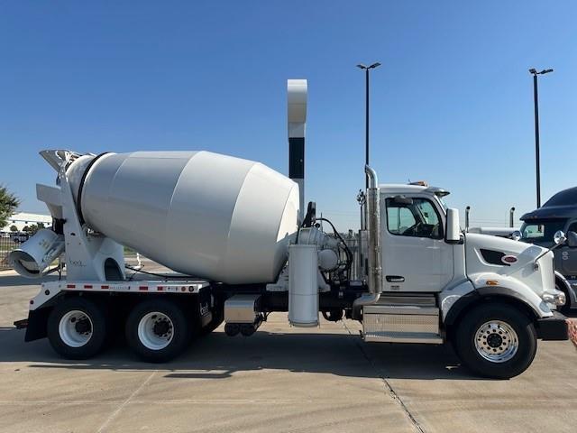 2026 Peterbilt 567-10