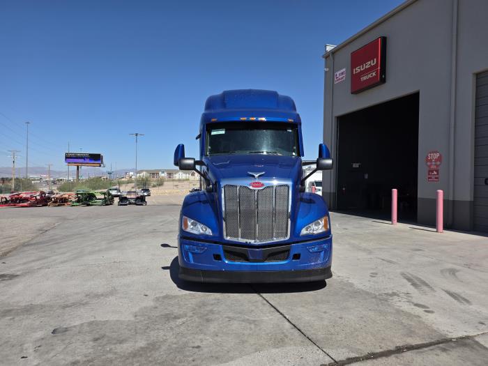 2026 Peterbilt 579-2