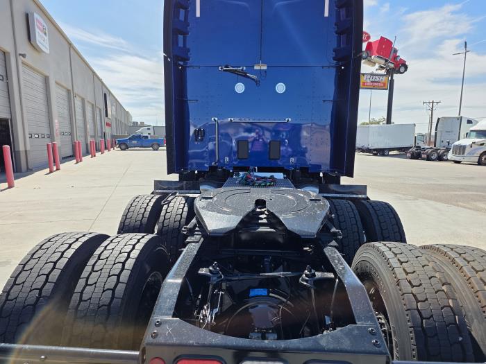 2026 Peterbilt 579-7