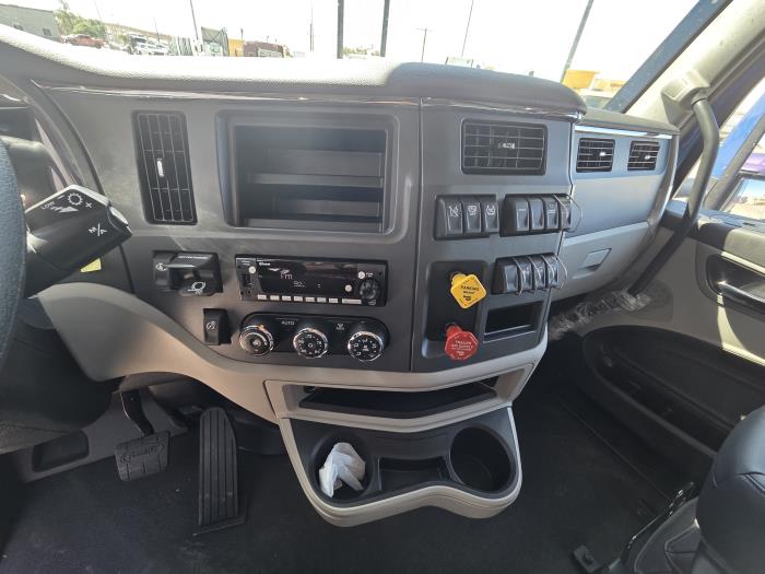 2026 Peterbilt 579-13