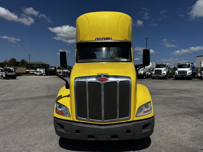 2021 Peterbilt 579-2