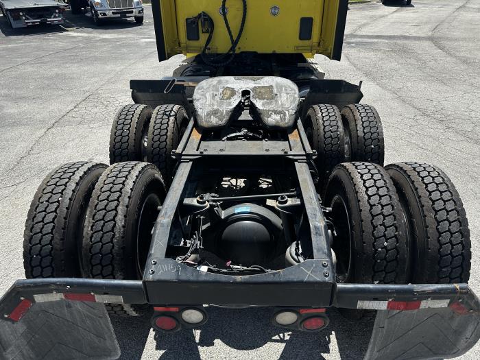 2021 Peterbilt 579-6