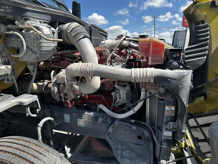 2021 Peterbilt 579-12