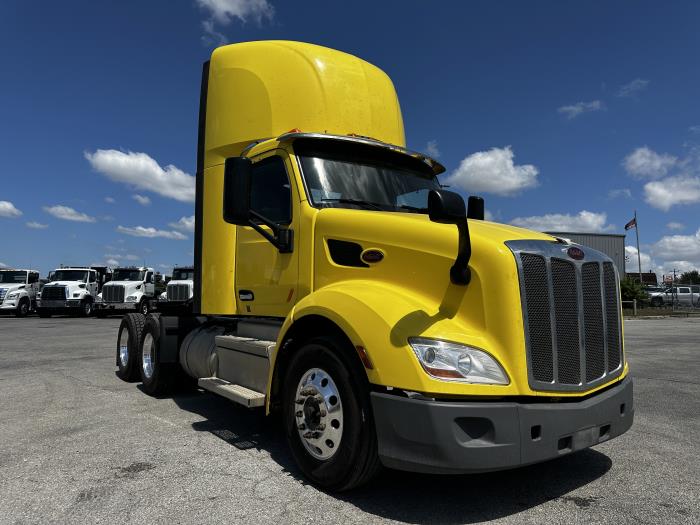 2021 Peterbilt 579-1