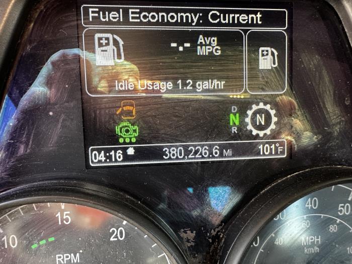 2021 Peterbilt 579-11